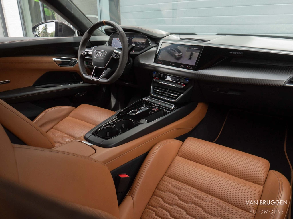 Audi e-tron GT – foto 16