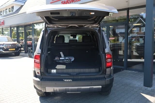 Toyota Land Cruiser – thumbnail 9
