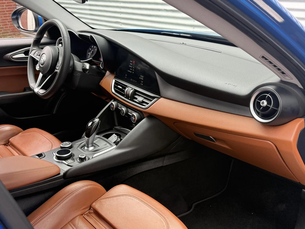 Alfa Romeo Giulia – foto 11
