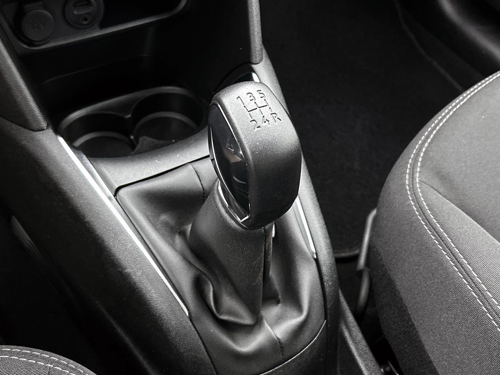 Peugeot 208 – foto 24