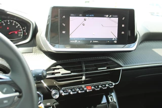 Peugeot 2008 – thumbnail 15