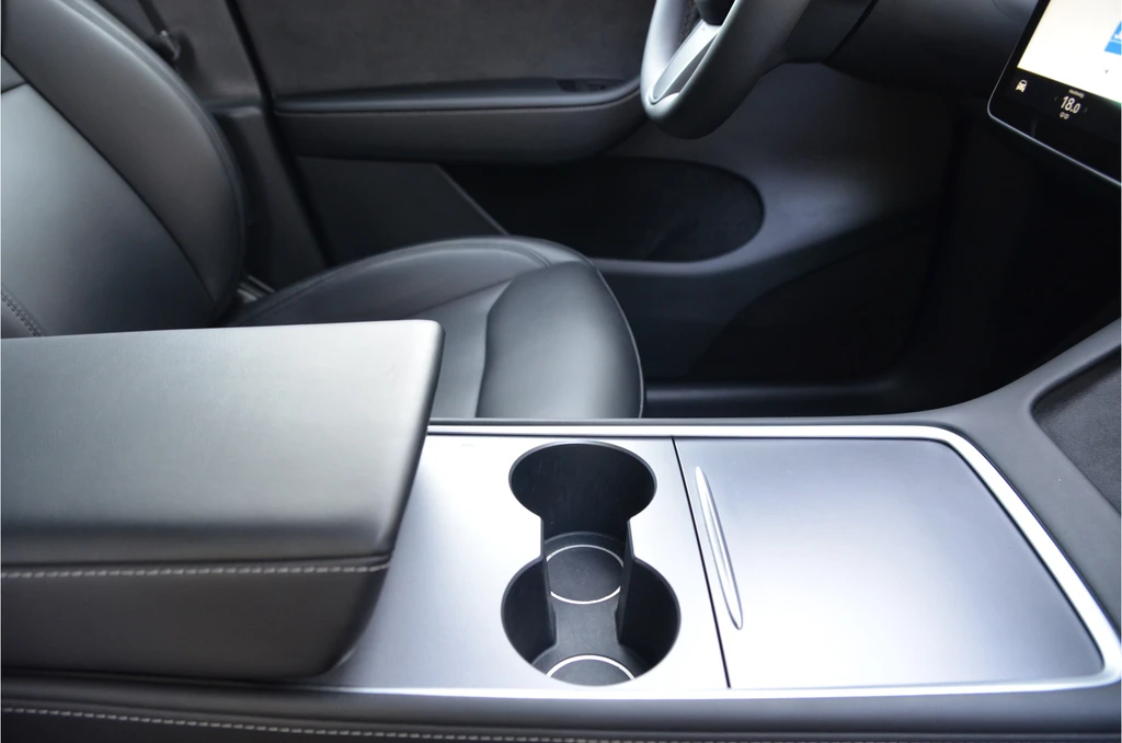 Tesla Model Y – foto 9