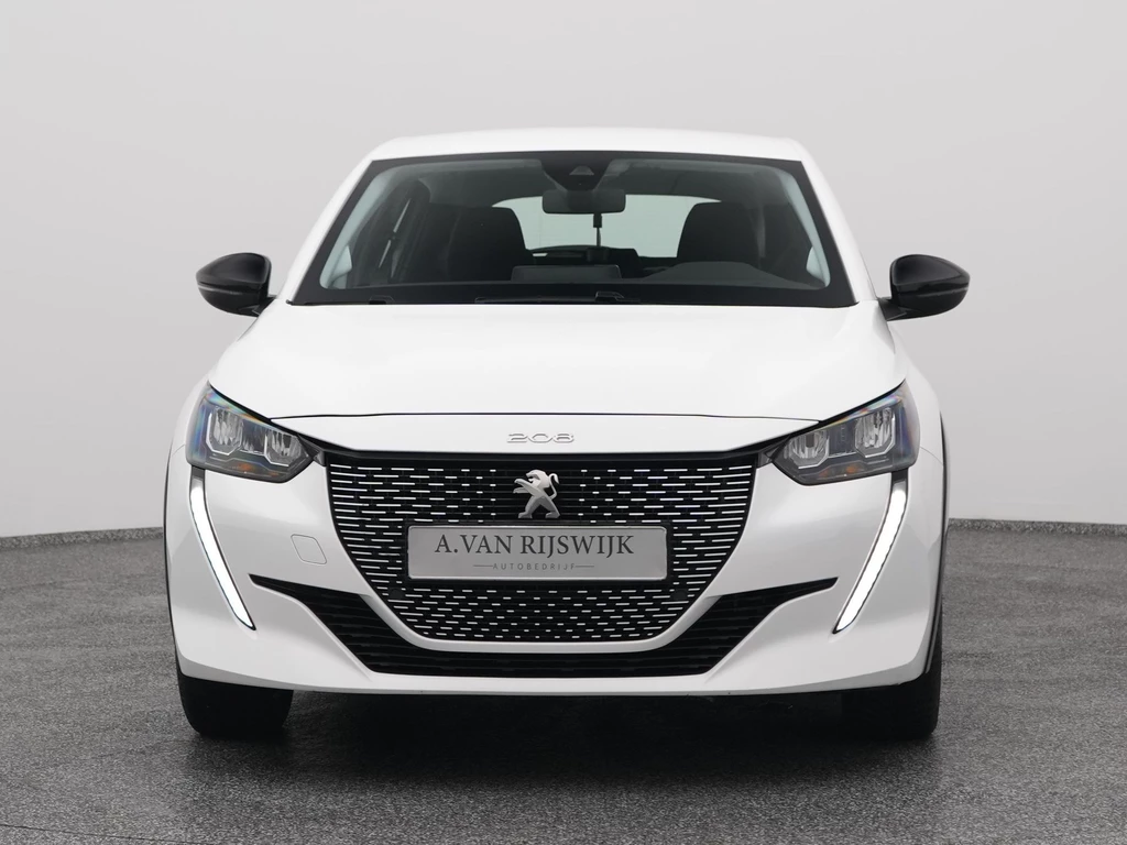 Peugeot e-208 – foto 16
