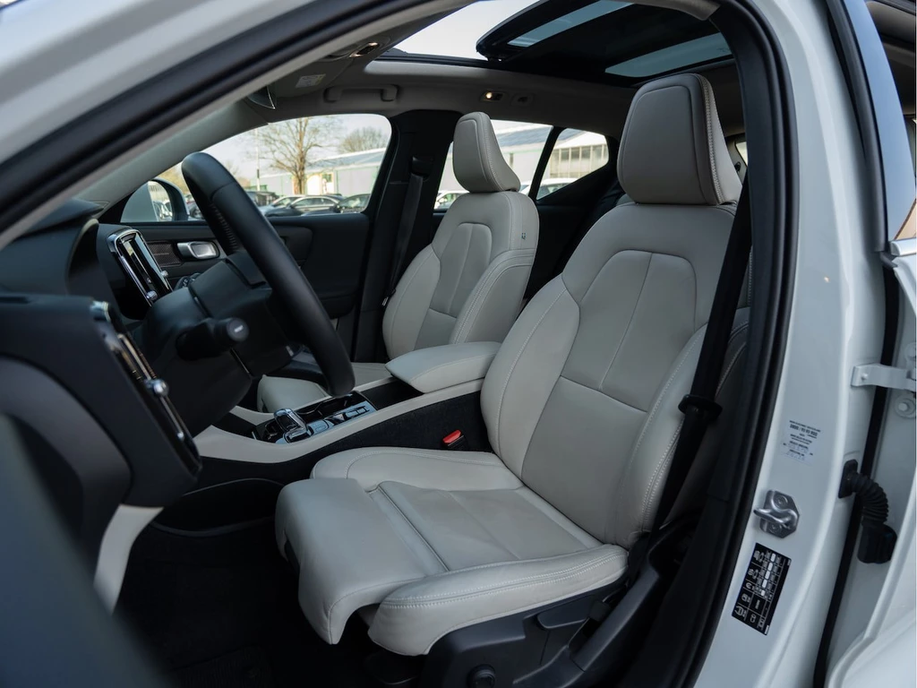 Volvo XC40 – foto 17