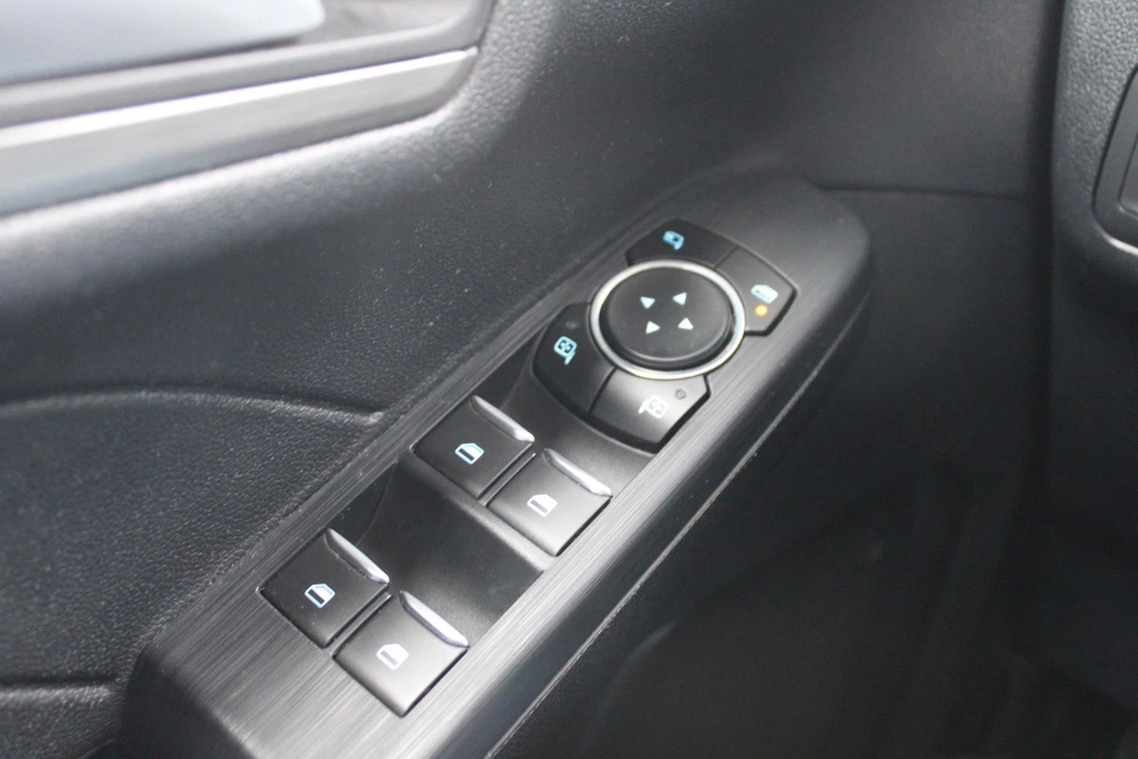 Ford Kuga – foto 10