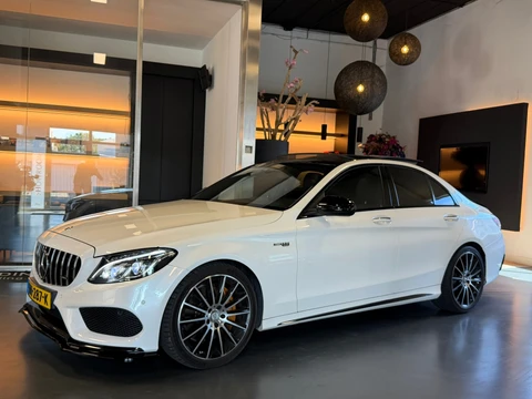 Mercedes-Benz C-klasse 400 4MATIC Amg night Pano Memory Burmester Sfeerverl.
