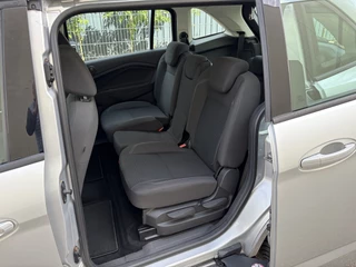 Ford Grand C-Max – thumbnail 11
