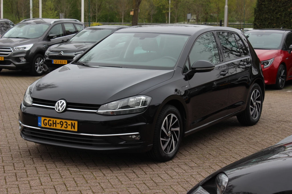 Volkswagen Golf – foto 1
