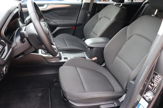 Ford Focus – thumbnail 8