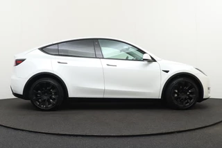Tesla Model Y – thumbnail 5