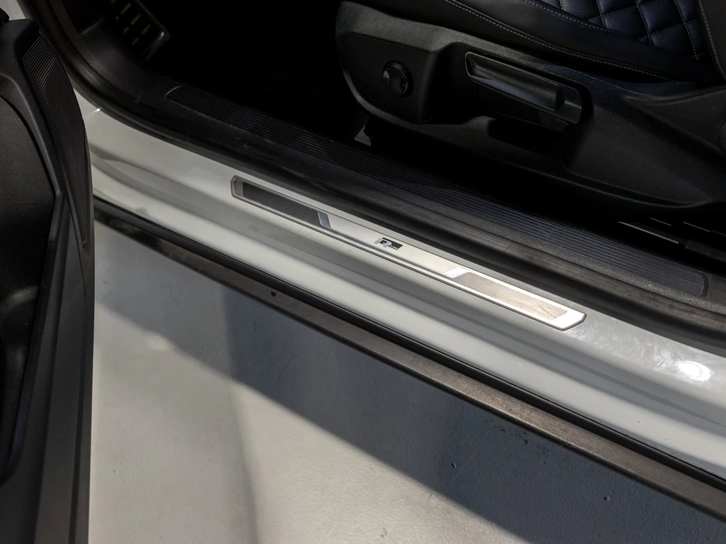 Volkswagen T-Roc – foto 18