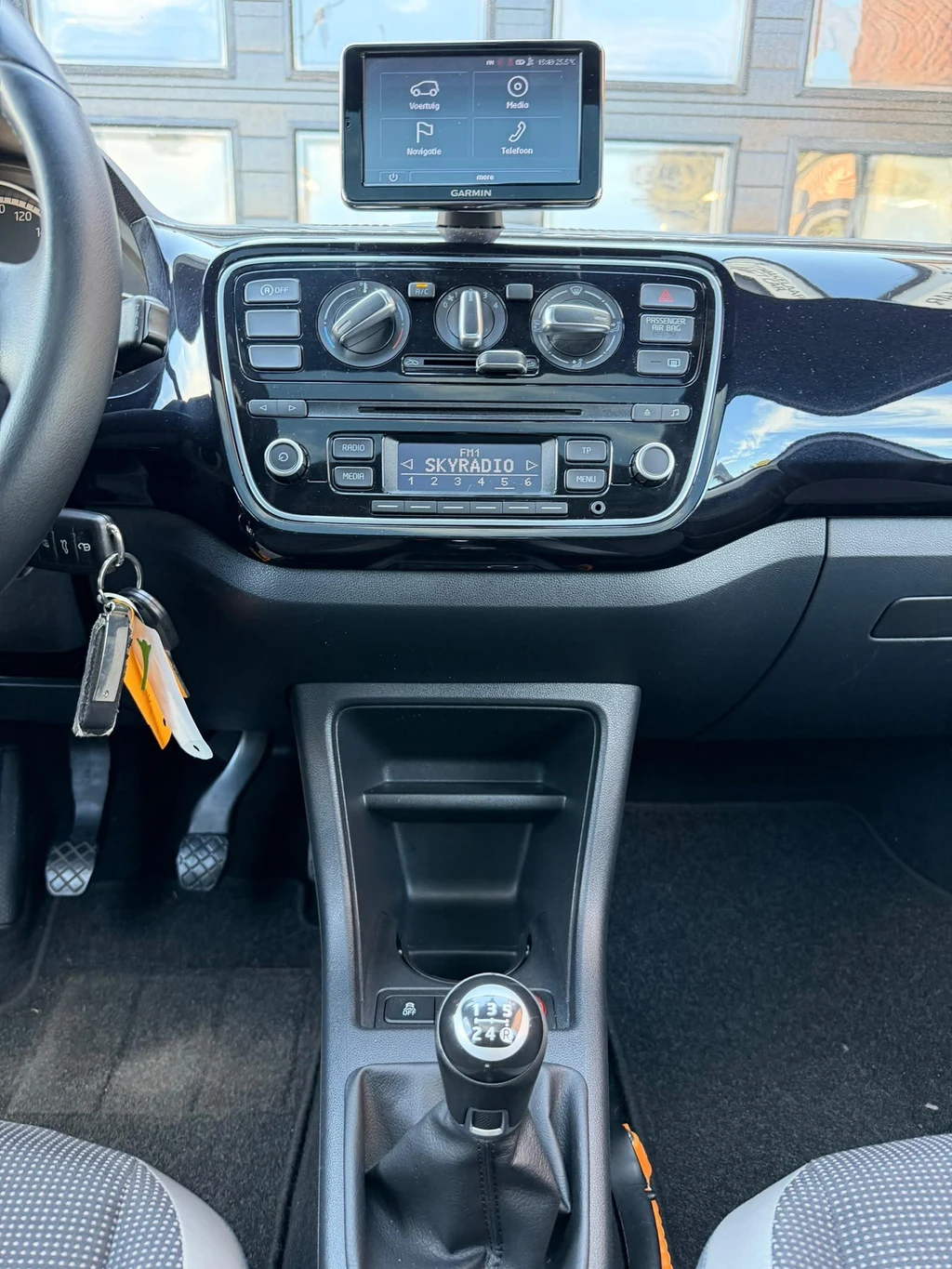 Volkswagen up! – foto 31