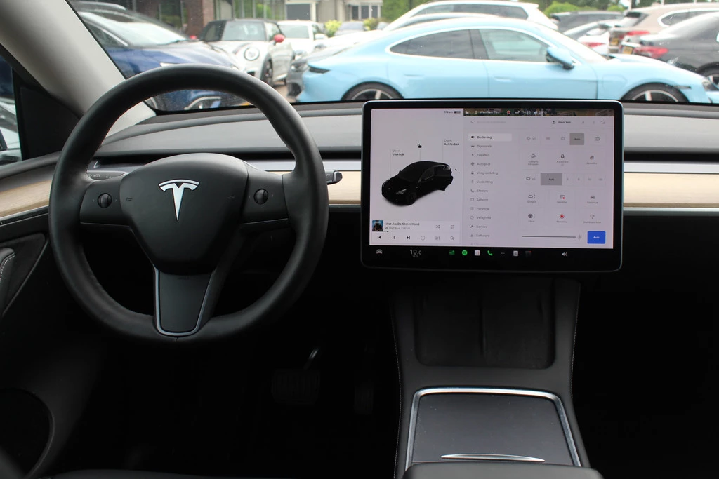 Tesla Model Y – foto 6