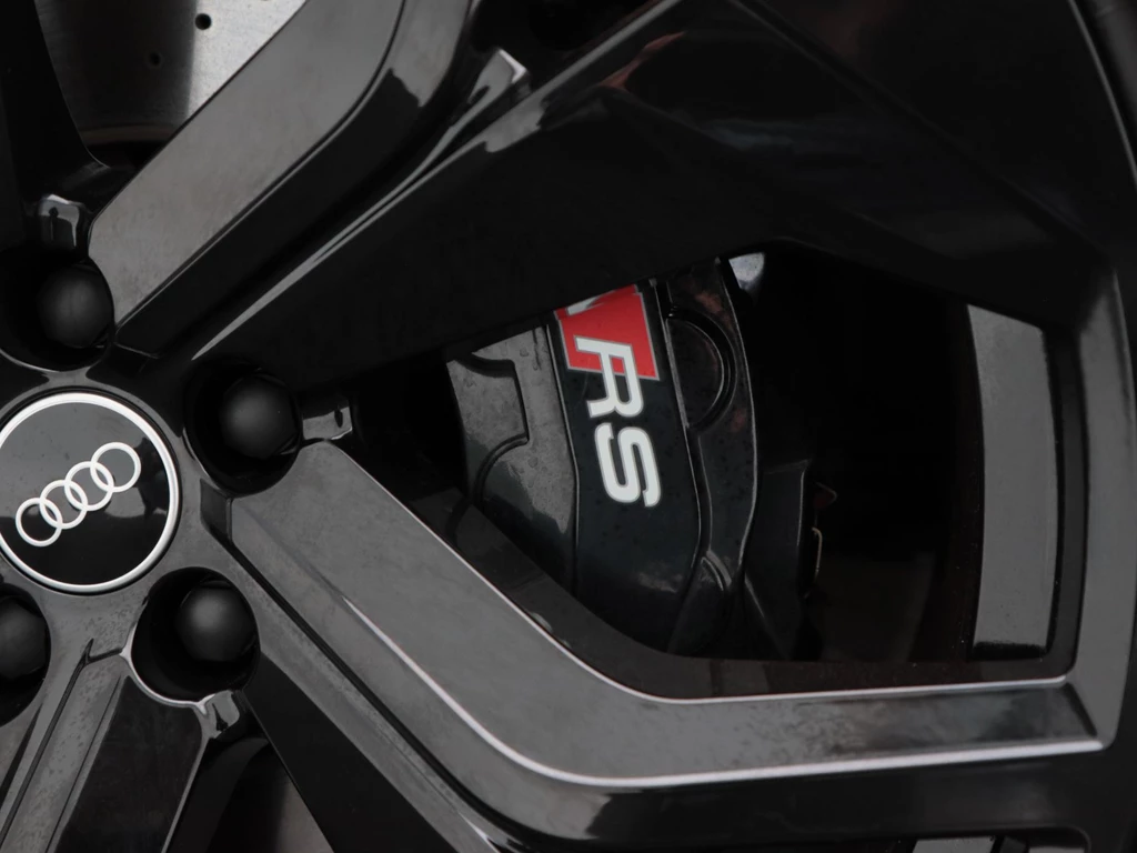 Audi RSQ8 – foto 15