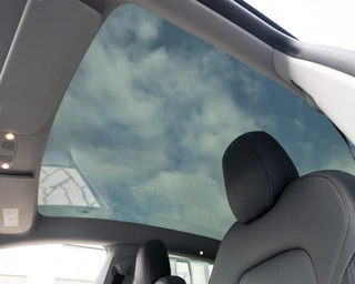 Tesla Model Y – thumbnail 15