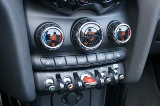 MINI Cooper Cabrio – thumbnail 34
