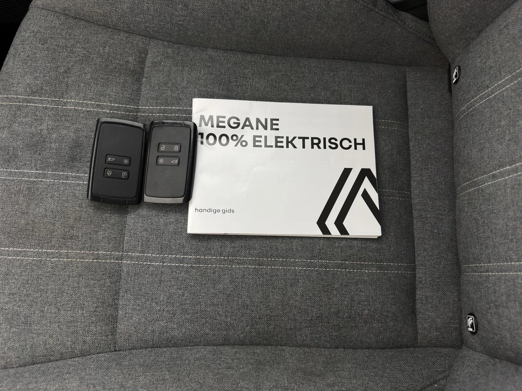 Renault Megane E-Tech – foto 31
