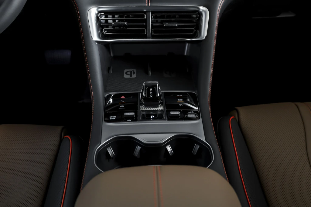 BYD SEAL U – foto 34
