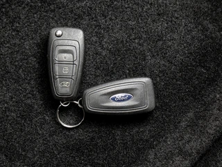 Ford Transit Custom – thumbnail 28