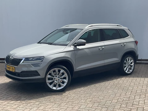Škoda Karoq 1.5 TSI ACT Style Memory Stoelverw Adapt.Cruise Camera Carplay Voll.onderhouden! Business