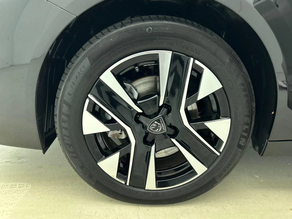 Peugeot 208 – foto 33