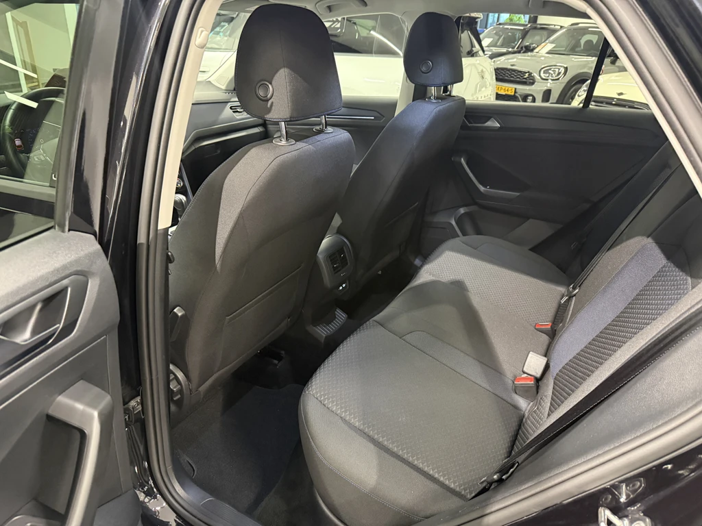 Volkswagen T-Roc – foto 25