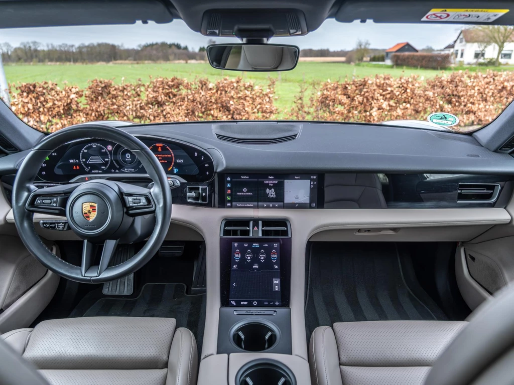 Porsche Taycan – foto 56