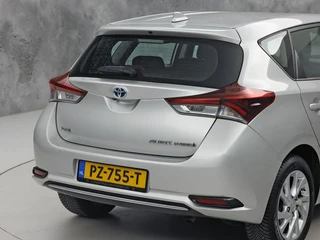 Toyota Auris – thumbnail 6