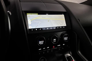 Jaguar F-TYPE – thumbnail 18