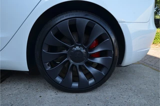 Tesla Model 3 – thumbnail 34