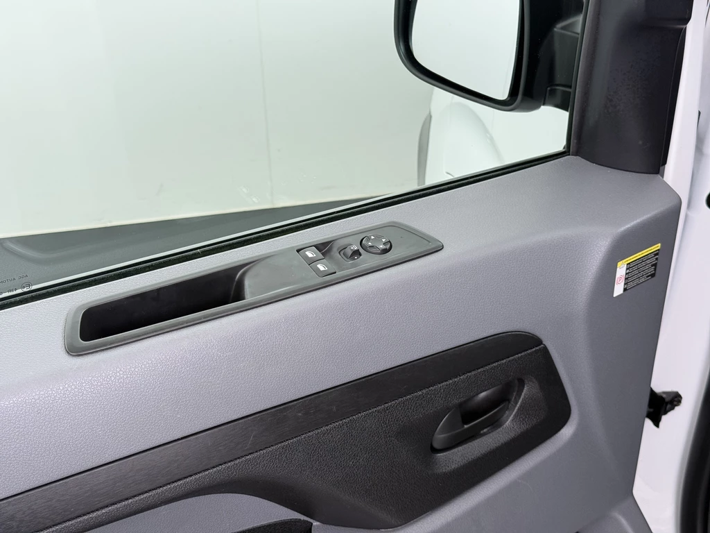 Opel Vivaro-e – foto 32