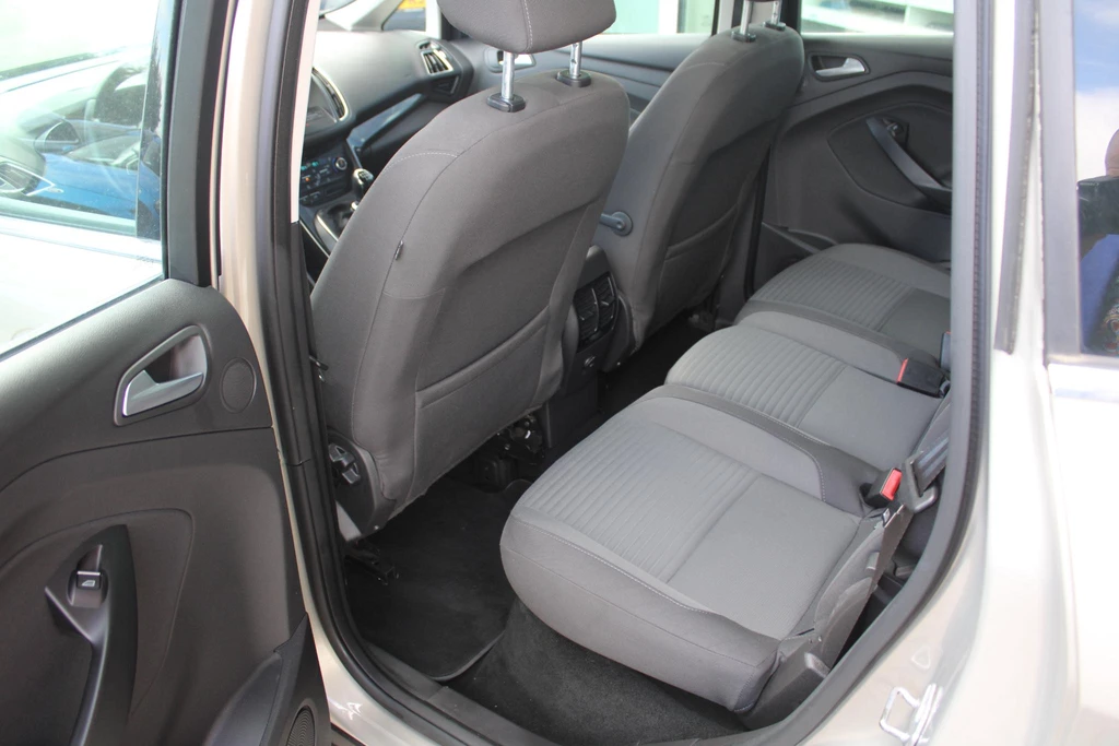 Ford C-MAX – foto 13