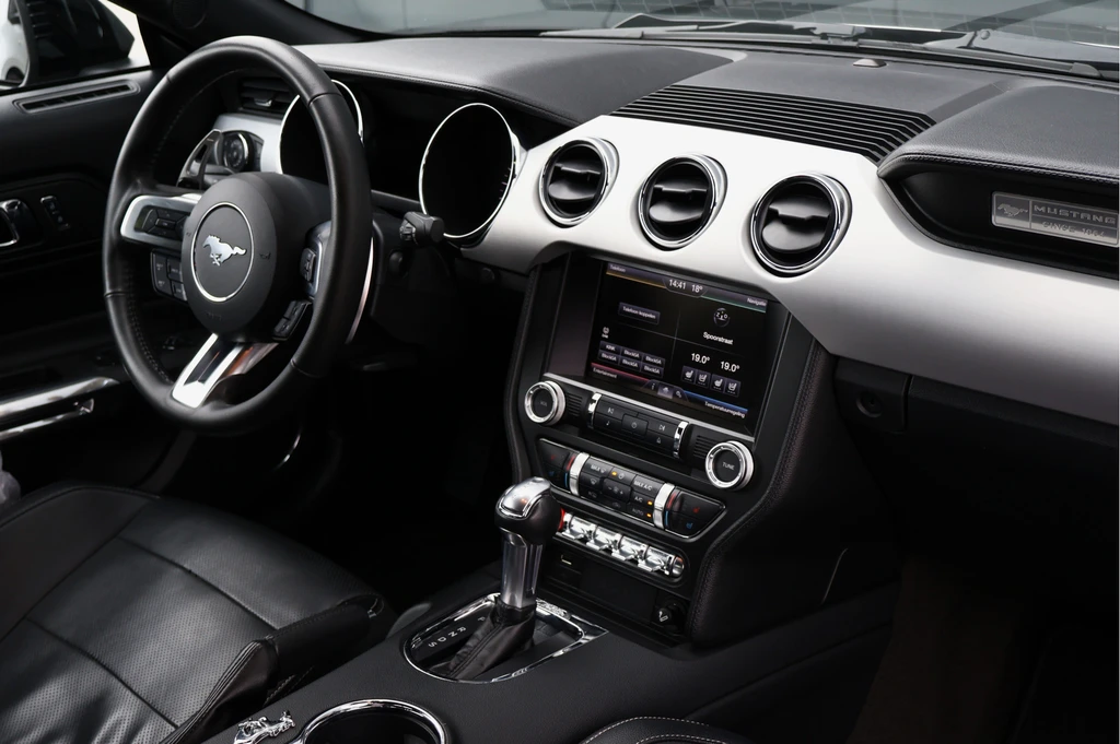 Ford Mustang – foto 27