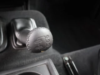 Land Rover Defender – thumbnail 75