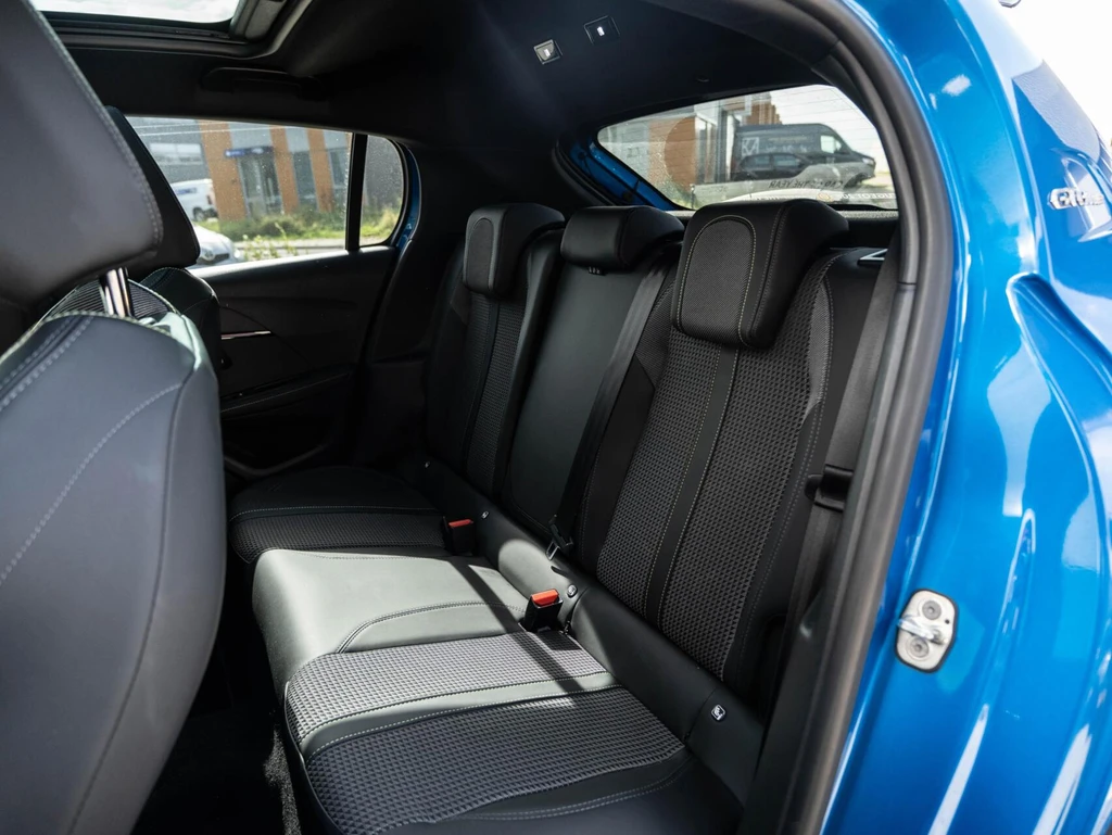 Peugeot 208 – foto 33