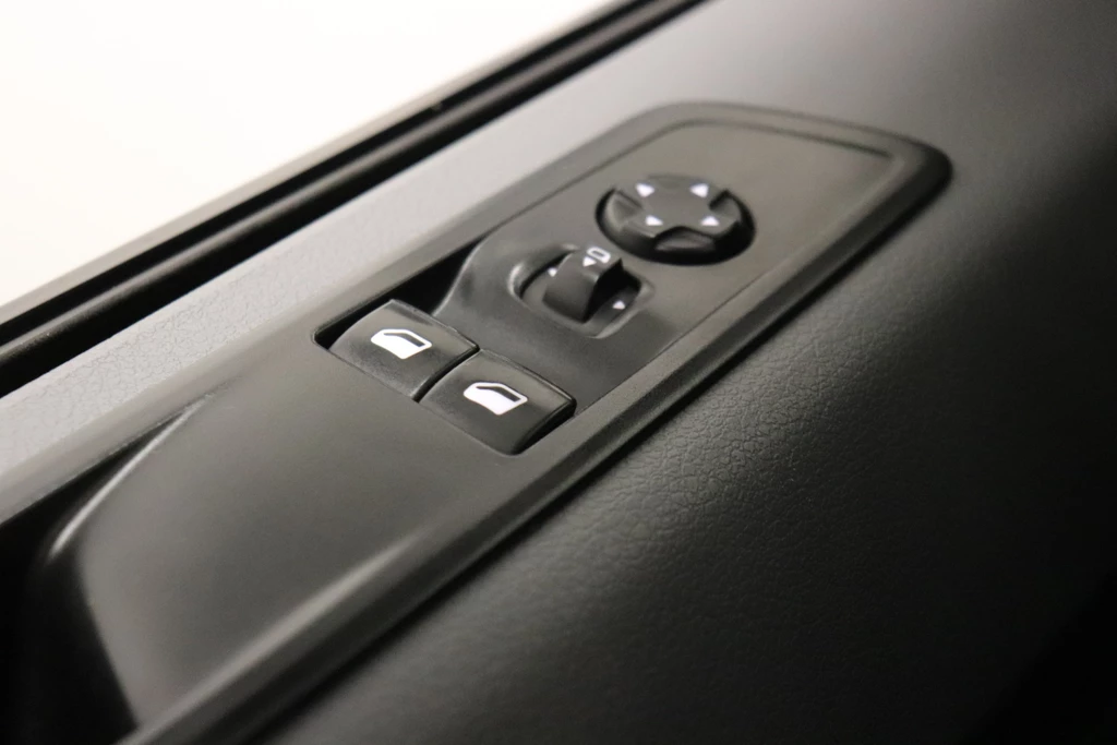 Opel Vivaro – foto 17