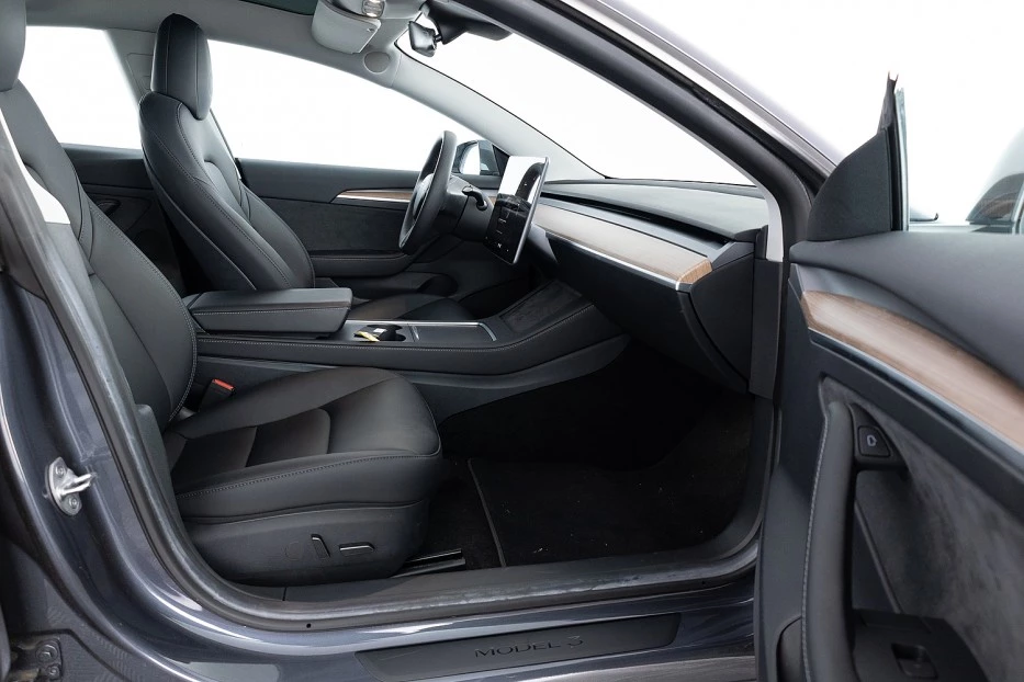 Tesla Model 3 – foto 14