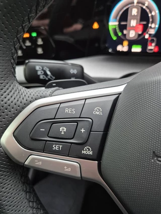 Volkswagen Golf – thumbnail 36