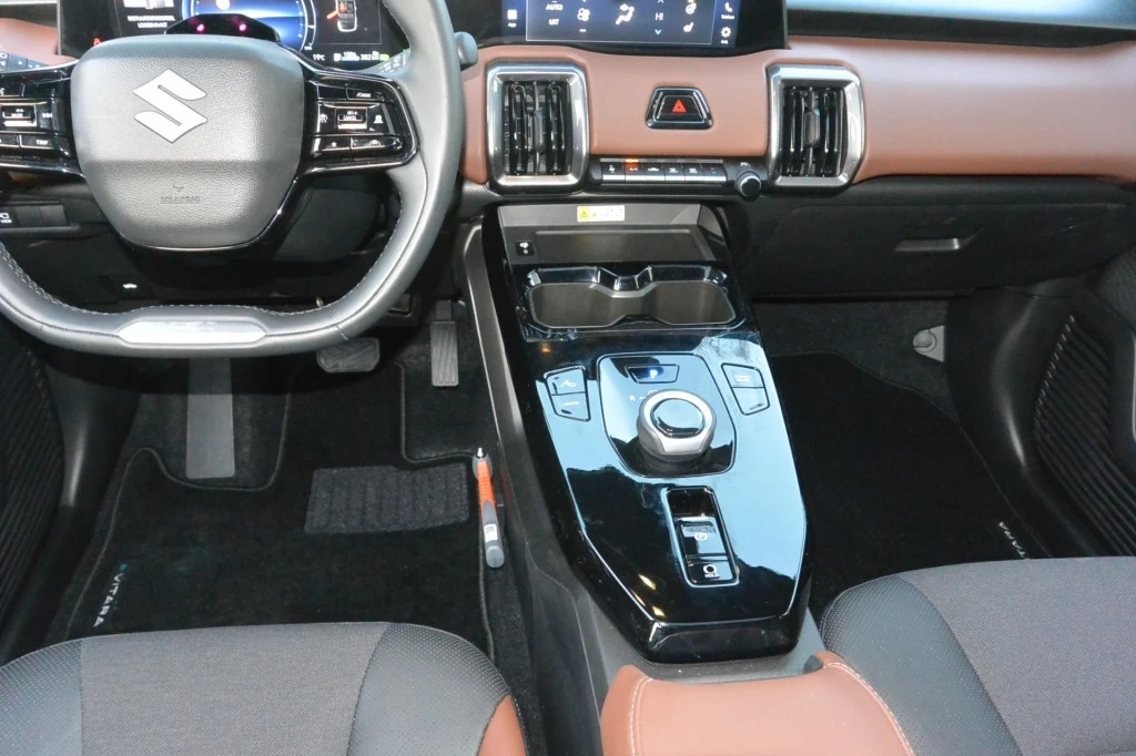 Suzuki e Vitara – foto 28