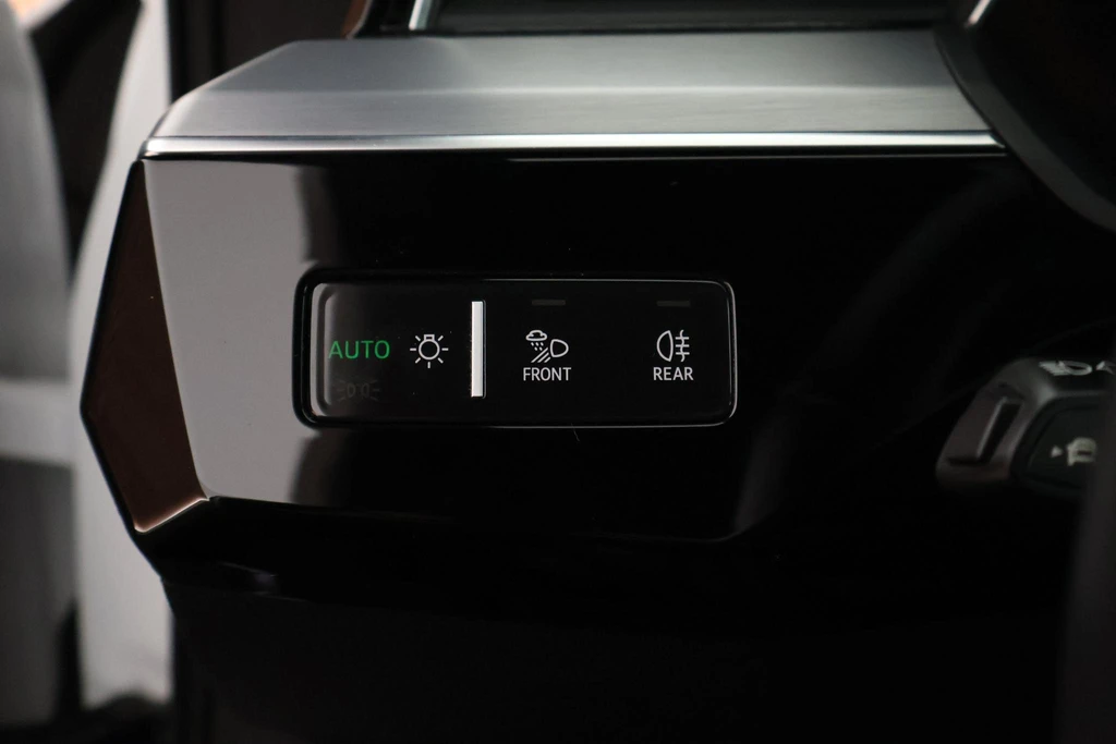 Audi e-tron – foto 17