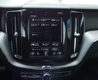 Volvo XC60 – thumbnail 23