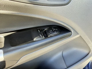 Ford Transit Connect – thumbnail 27
