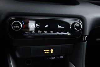 Toyota Yaris – thumbnail 13