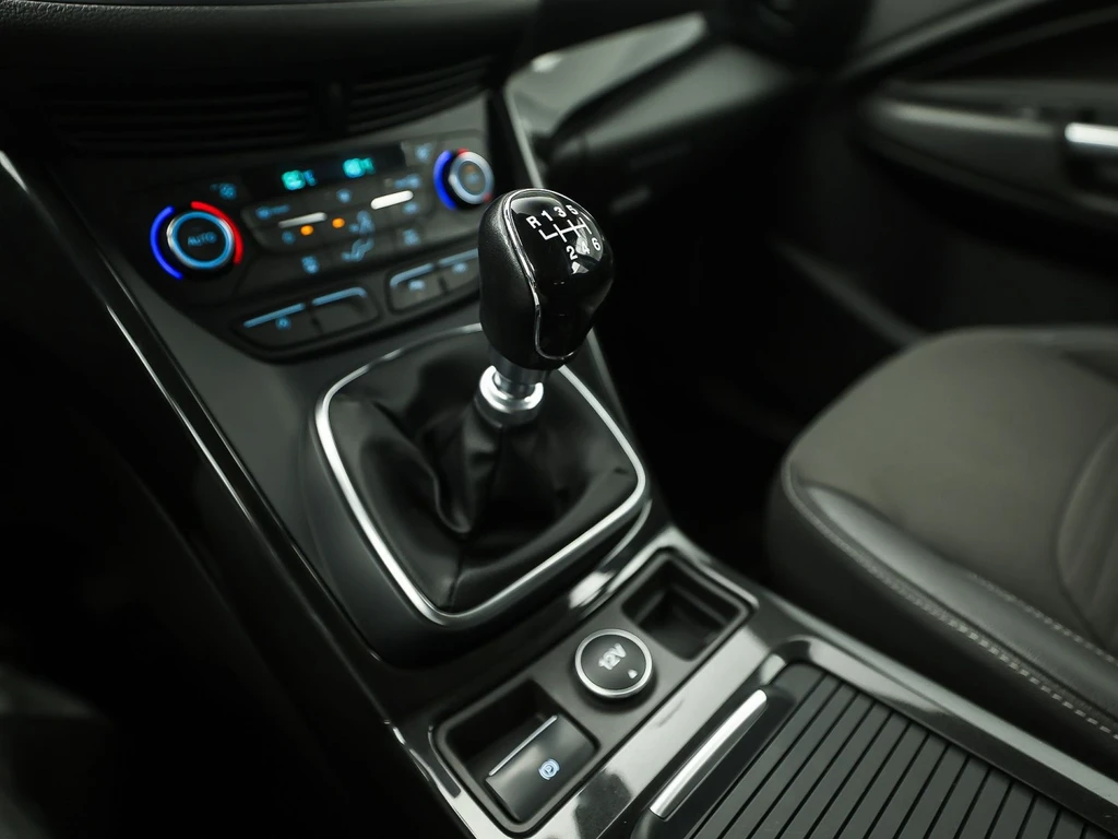 Ford Kuga – foto 11
