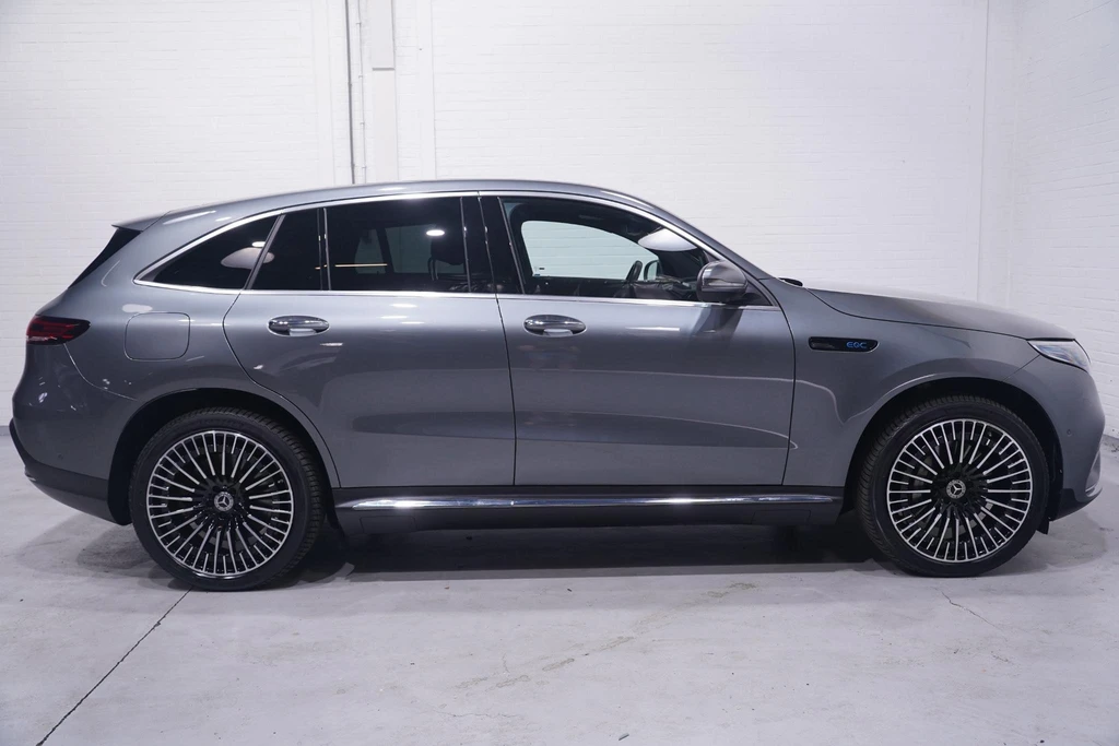 Mercedes-Benz EQC – foto 9
