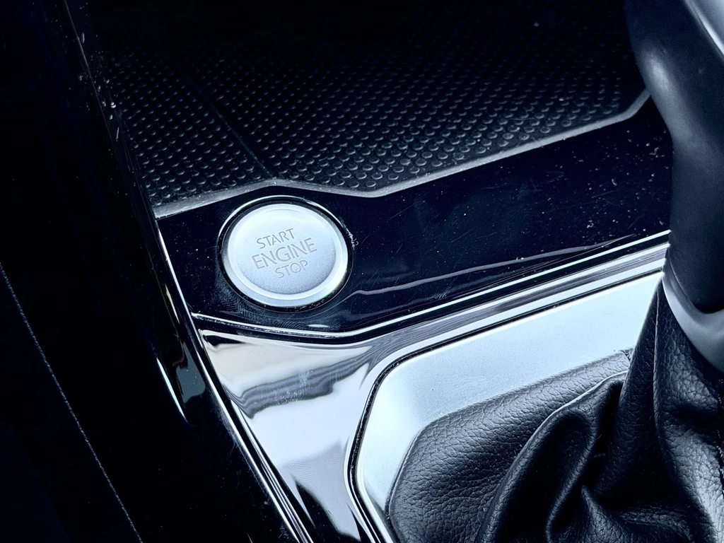 Volkswagen T-Roc – foto 17