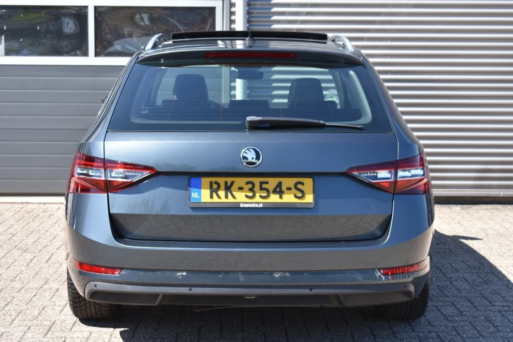 Škoda Superb – foto 3