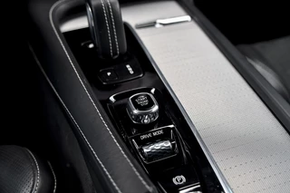 Volvo XC90 – thumbnail 34