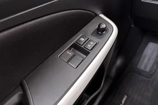 Suzuki Swift – thumbnail 16