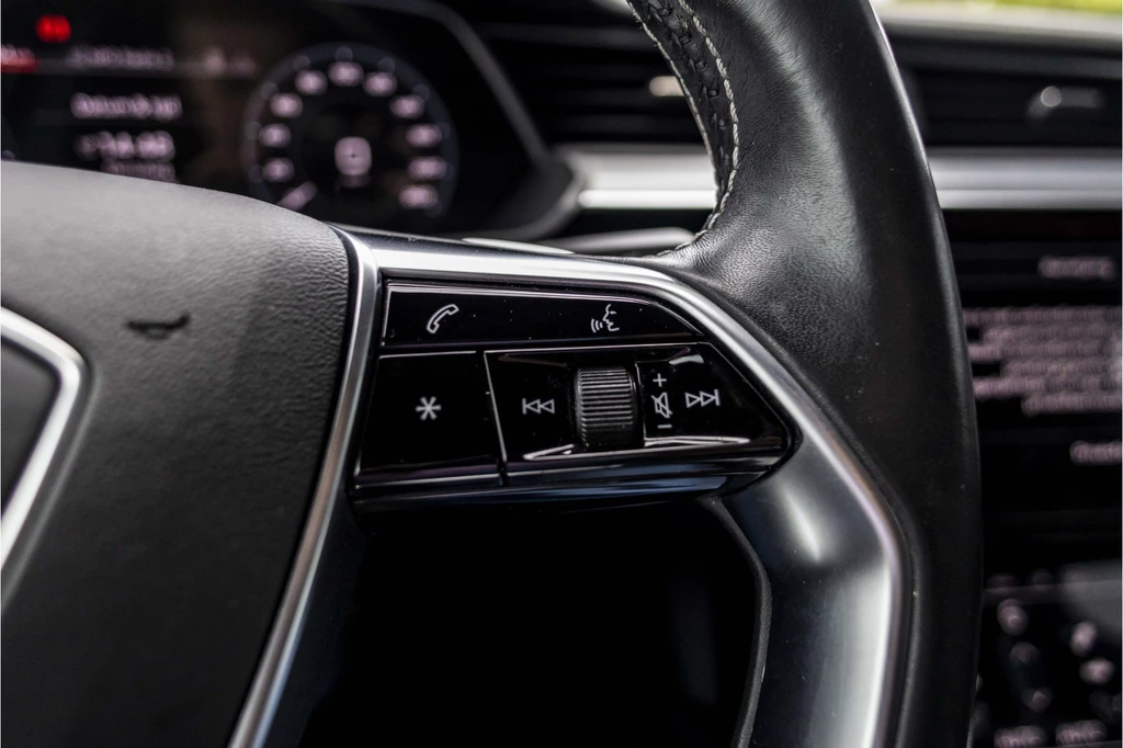 Audi e-tron – foto 36